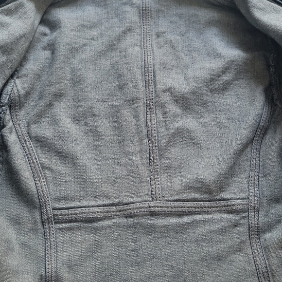 Elie Tahari Women's Denim Jacket - Picture 9 of 16